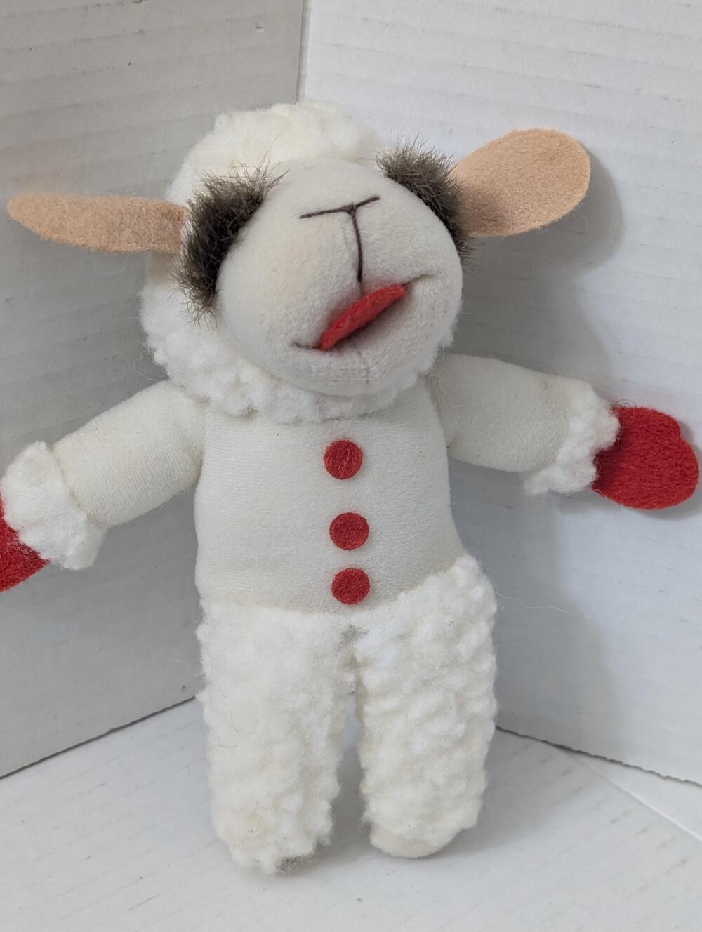 1992 Shari Lewis Lambchop Stuffed Animal Plush